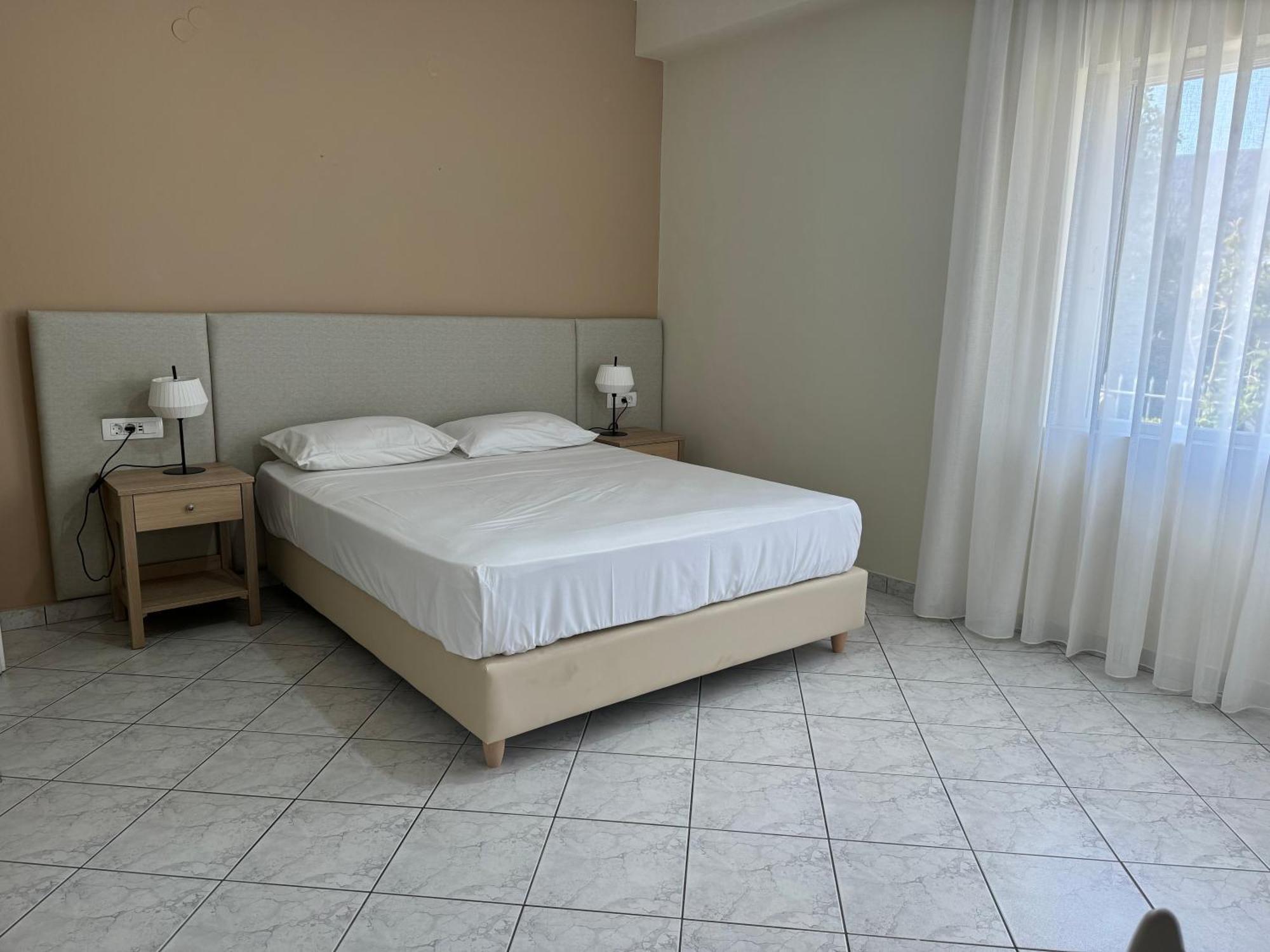 Niki'S Apartment 帕琉乔拉 外观 照片